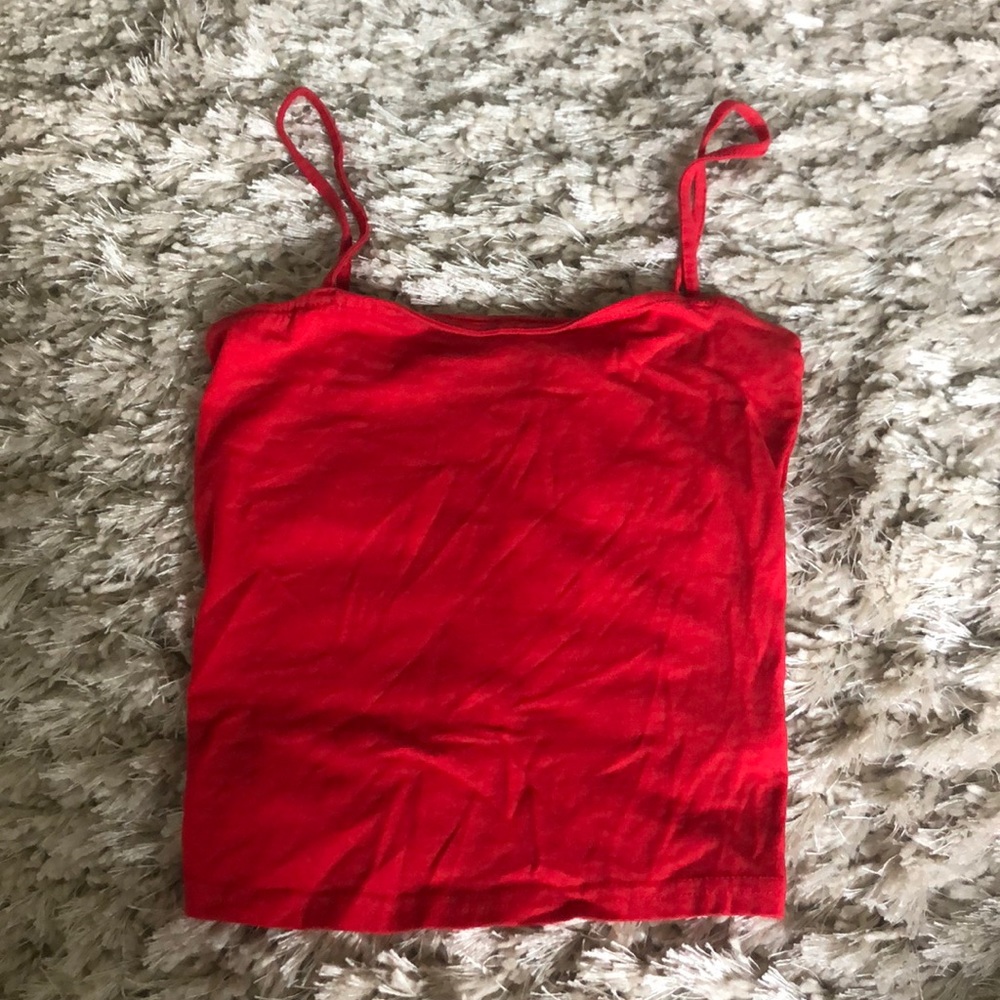 red tank top